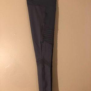Old Navy Girls Active Go-Dry Leggings Size 6-7 sm